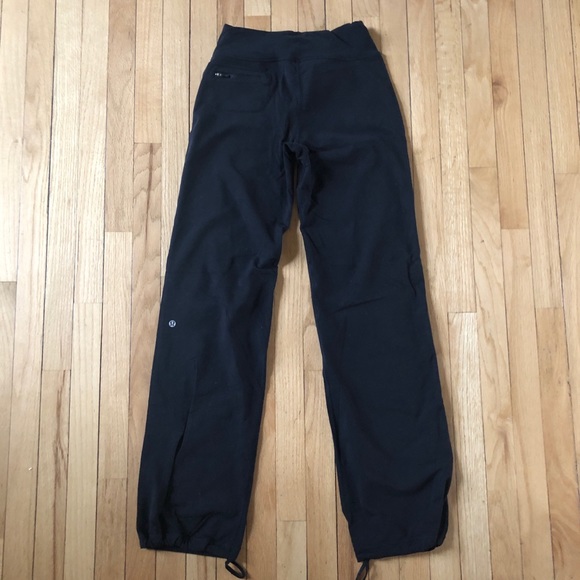 lululemon athletica Pants - Lululemon athletica drawstring pants